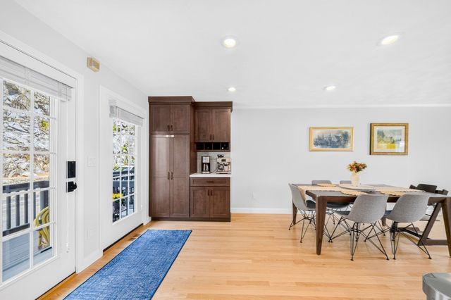 66 Sylvan St 66, Melrose, MA 02176