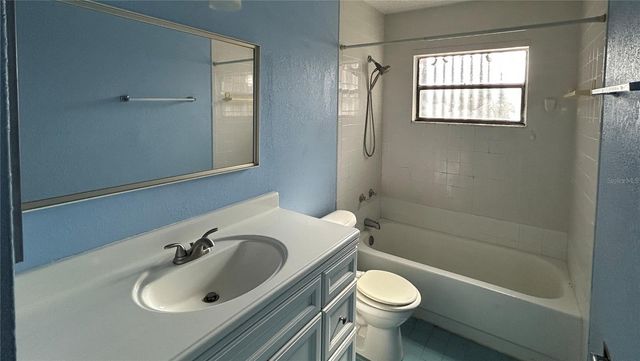 3525 E FORT KING STREET 140, Ocala, FL 34470