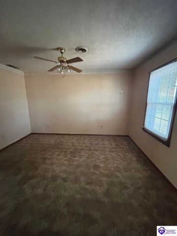 69 Santana Drive, Elizabethtown, KY 42701