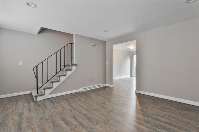 37 Cannongate III Road, Nashua, NH 03063