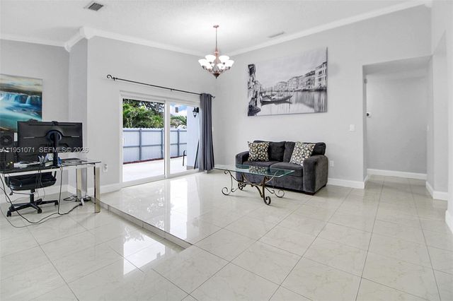 6301 SW 149th Ct, Miami, FL 33193