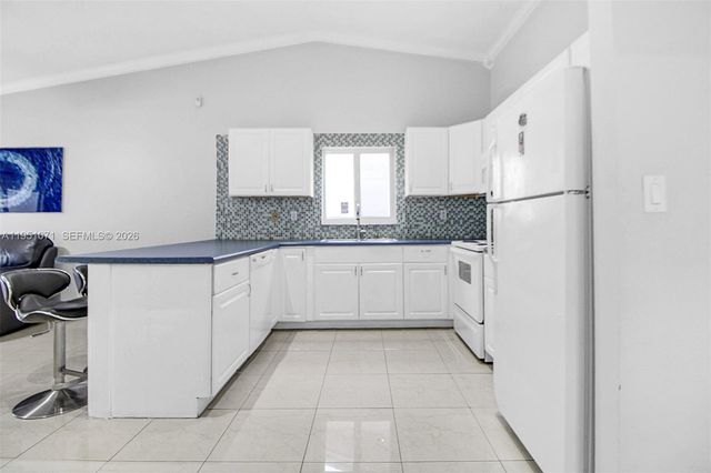 6301 SW 149th Ct, Miami, FL 33193