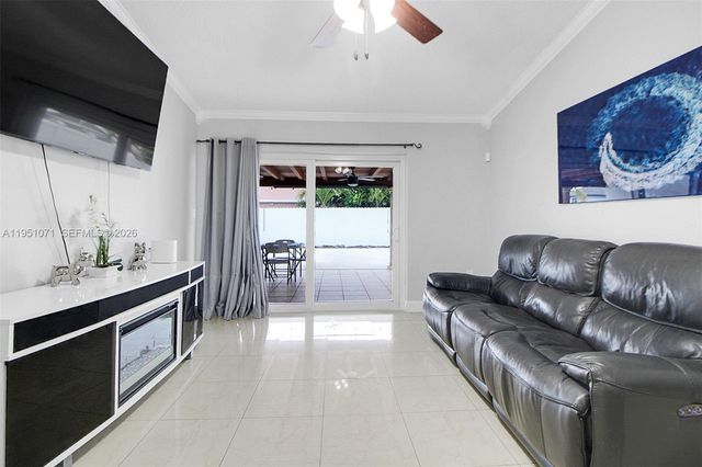 6301 SW 149th Ct, Miami, FL 33193