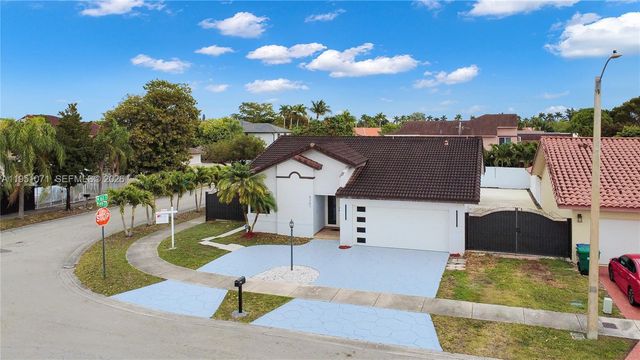 6301 SW 149th Ct, Miami, FL 33193