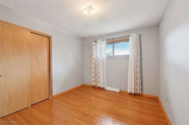 6157 Roanoke Circle, Parma, OH 44134