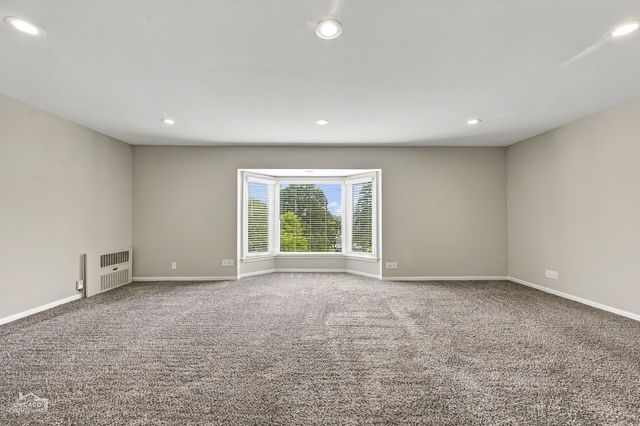 2600 Windsor Mall 3E, Park Ridge, IL 60068