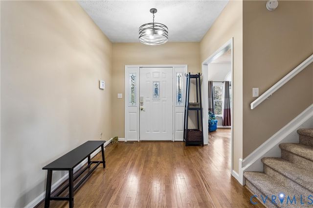 301 Beechwood Dr, Williamsburg, VA 23185