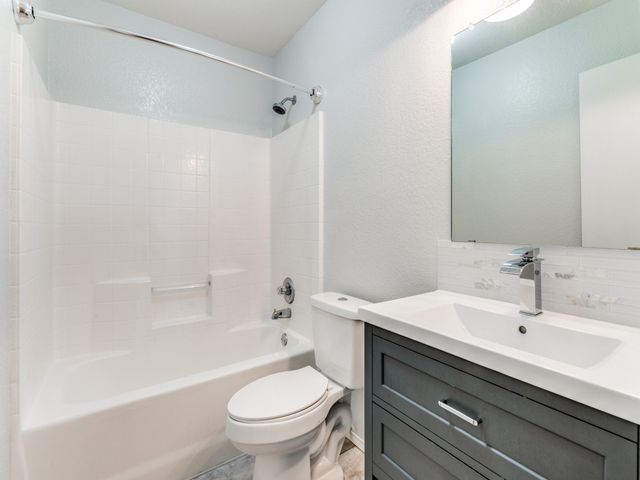 6508 Manitoba Street, Fort Worth, TX 76179