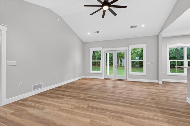 109 Stonegate Drive, Danville, KY 40422