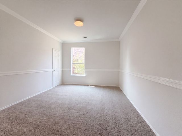 1756 Hidden Brook Drive, Grand Prairie, TX 75050