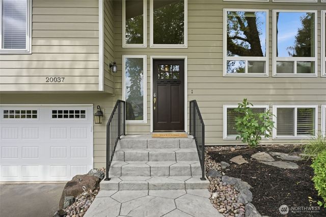 20037 102nd Court NE, Bothell, WA 98011