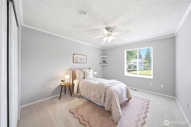 20037 102nd Court NE, Bothell, WA 98011