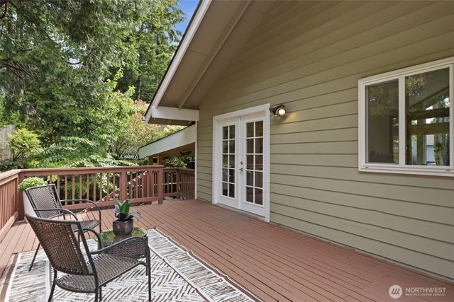 20037 102nd Court NE, Bothell, WA 98011