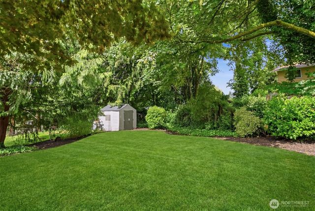 20037 102nd Court NE, Bothell, WA 98011