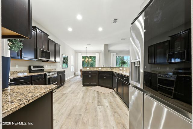 3078 VISTA WOOD Drive, Jacksonville, FL 32226