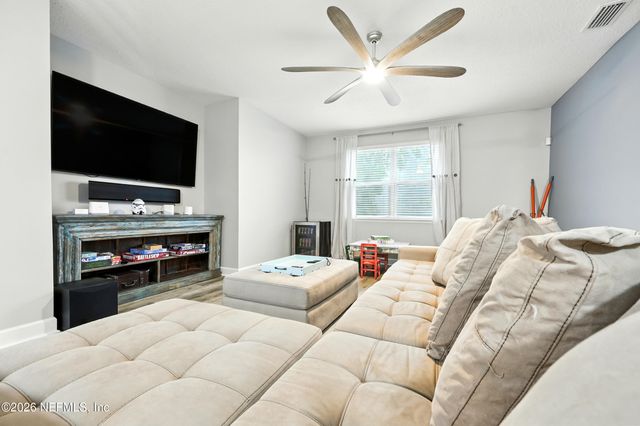 3078 VISTA WOOD Drive, Jacksonville, FL 32226