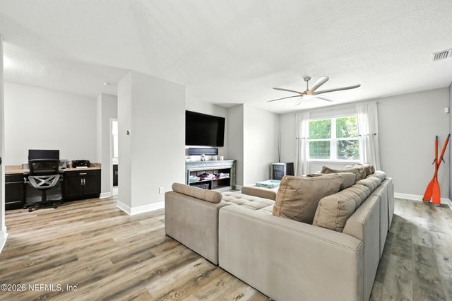 3078 VISTA WOOD Drive, Jacksonville, FL 32226