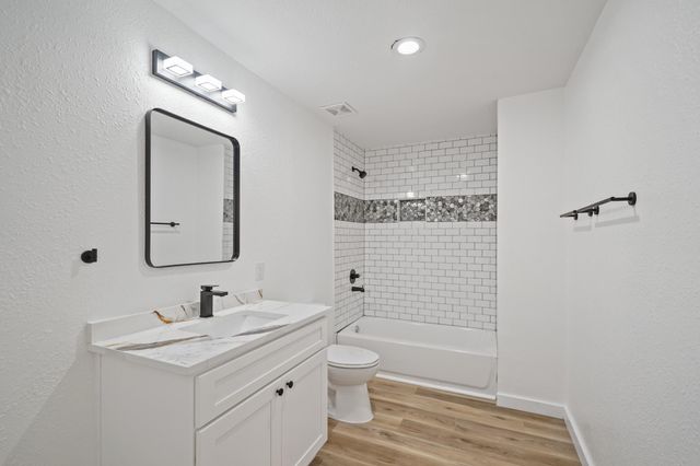 4154 Erby Street A, Houston, TX 77087
