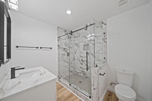 4154 Erby Street A, Houston, TX 77087