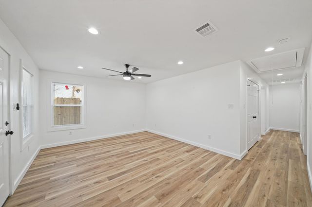 4154 Erby Street A, Houston, TX 77087