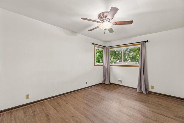 10205 W Grange AVENUE, Hales Corners, WI 53130