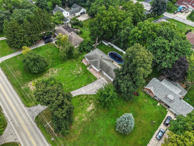 10205 W Grange AVENUE, Hales Corners, WI 53130