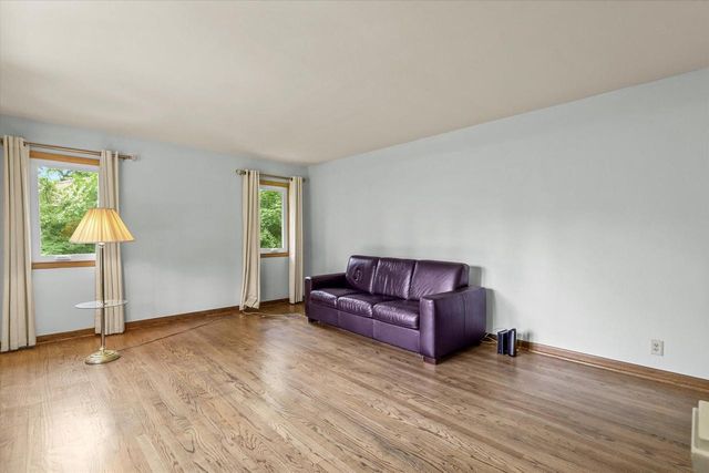 10205 W Grange AVENUE, Hales Corners, WI 53130