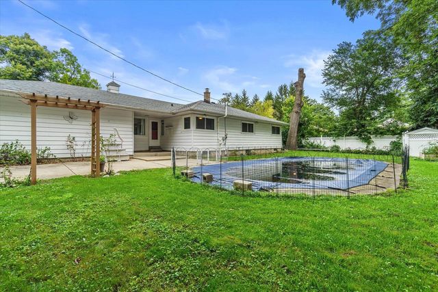 10205 W Grange AVENUE, Hales Corners, WI 53130