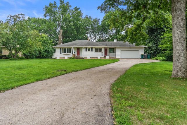 10205 W Grange AVENUE, Hales Corners, WI 53130