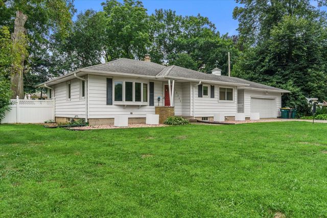 10205 W Grange AVENUE, Hales Corners, WI 53130
