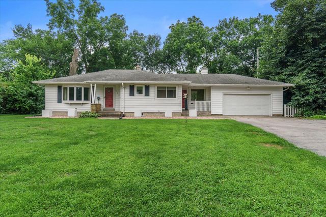 10205 W Grange AVENUE, Hales Corners, WI 53130