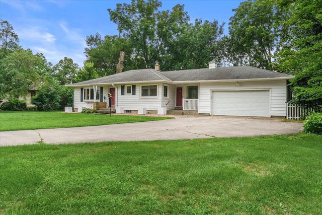 10205 W Grange AVENUE, Hales Corners, WI 53130