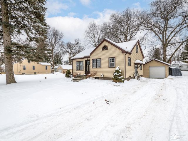 870 Bryant Avenue, Jackson, MI 49202