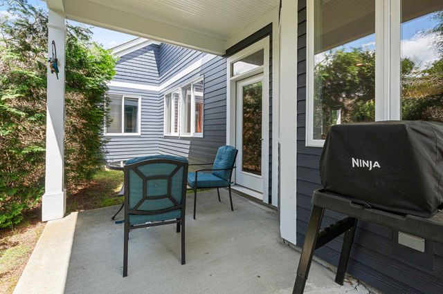 26 Fountain Way, Lebanon, NH 03784