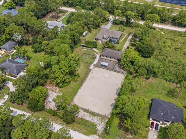 18392 N 50th St Street N, Loxahatchee, FL 33470