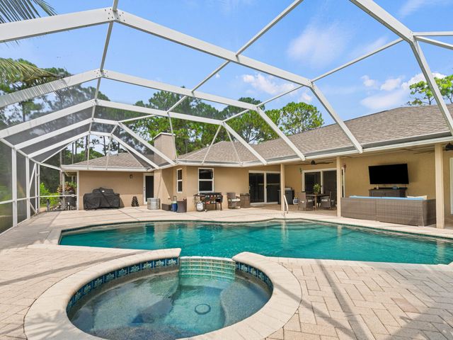18392 N 50th St Street N, Loxahatchee, FL 33470