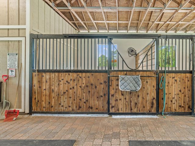 18392 N 50th St Street N, Loxahatchee, FL 33470