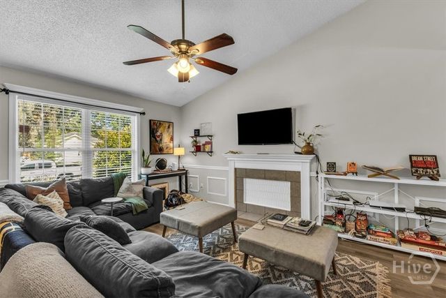 7317 LEGHORN Street, Savannah, GA 31406