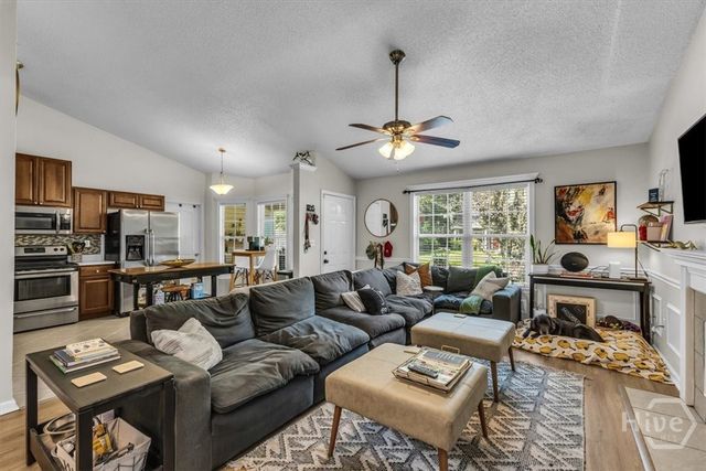 7317 LEGHORN Street, Savannah, GA 31406
