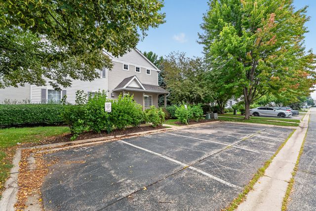 83 Strawflower Court, Romeoville, IL 60446