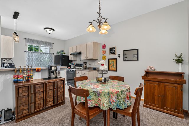 83 Strawflower Court, Romeoville, IL 60446