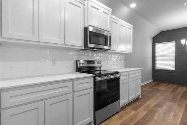 307 East Sanger Street, Celeste, TX 75423