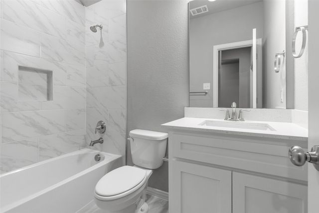 307 East Sanger Street, Celeste, TX 75423