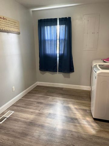 188 Princess Jennifer Drive, Calvert City, KY 42029