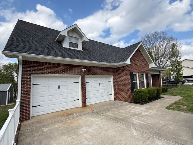 188 Princess Jennifer Drive, Calvert City, KY 42029