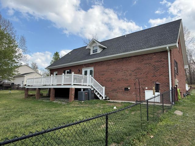 188 Princess Jennifer Drive, Calvert City, KY 42029