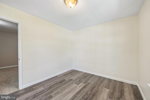 8518 STANSBURY LAKE DR, Baltimore, MD 21222