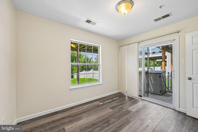 8518 STANSBURY LAKE DR, Baltimore, MD 21222