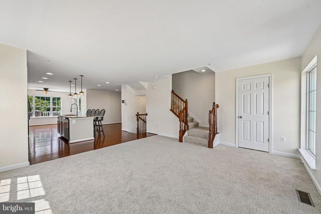 8518 STANSBURY LAKE DR, Baltimore, MD 21222