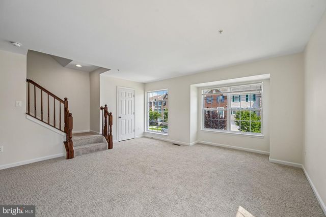 8518 STANSBURY LAKE DR, Baltimore, MD 21222
